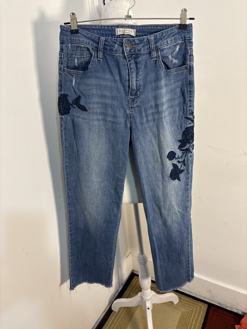 Harper Heritage Blue Jeans Embroidered Floral High‎ Rise Straight Cropped S28
